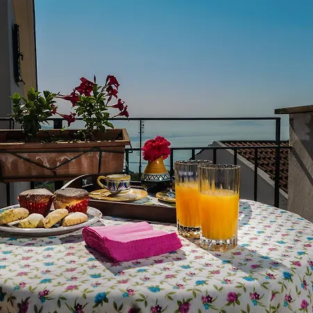 Rosaria Amalfi Coast Bed & Breakfast Vietri
